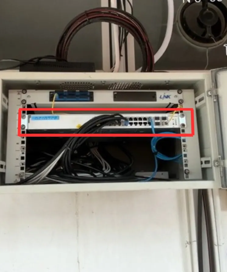 งานติดตั้ง Network Switch